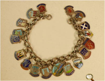 Цепочка с подвесками "Гербы Шотландии"